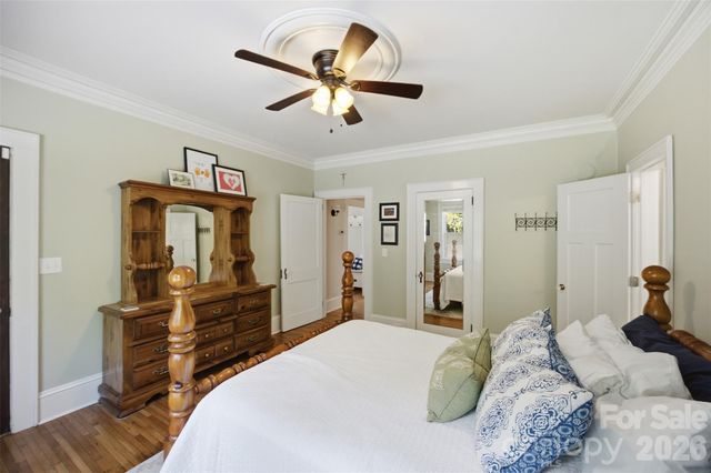 105 S Maple Street, Dallas, NC 28034
