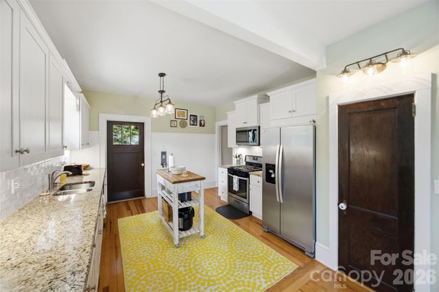 105 S Maple Street, Dallas, NC 28034