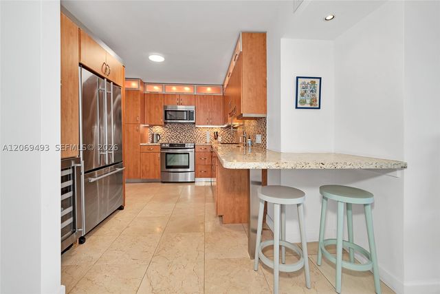 11 Island Ave 906, Miami Beach, FL 33139