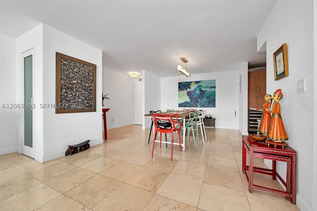 11 Island Ave 906, Miami Beach, FL 33139