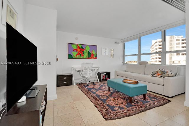 11 Island Ave 906, Miami Beach, FL 33139