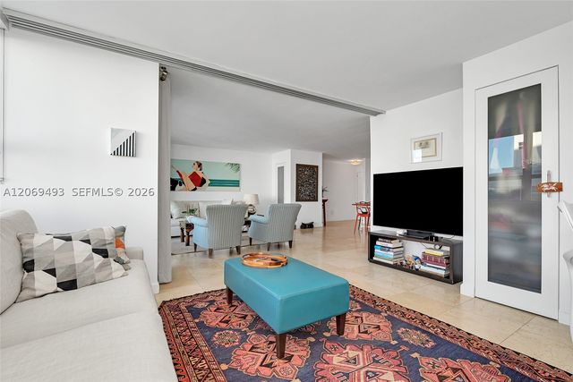 11 Island Ave 906, Miami Beach, FL 33139