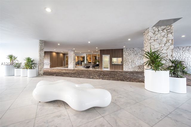 11 Island Ave 906, Miami Beach, FL 33139