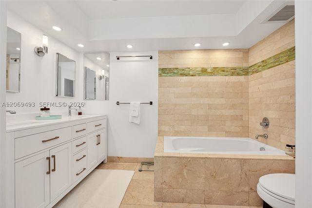 11 Island Ave 906, Miami Beach, FL 33139