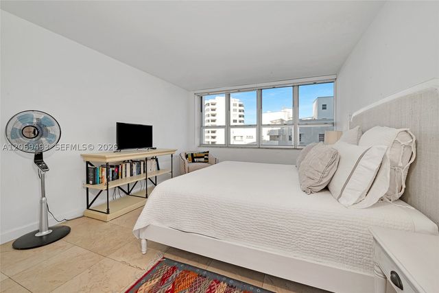 11 Island Ave 906, Miami Beach, FL 33139