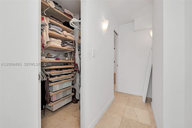 11 Island Ave 906, Miami Beach, FL 33139
