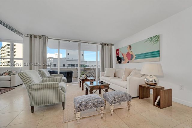 11 Island Ave 906, Miami Beach, FL 33139