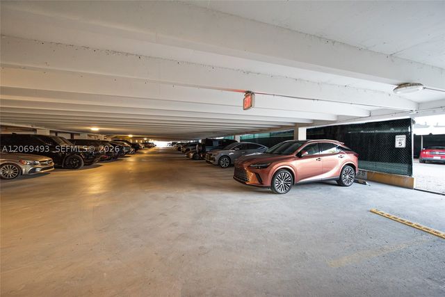 11 Island Ave 906, Miami Beach, FL 33139