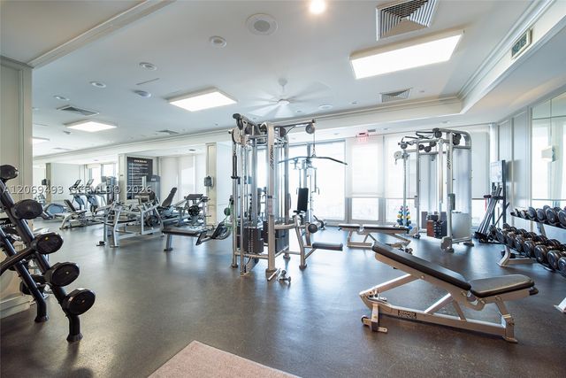 11 Island Ave 906, Miami Beach, FL 33139
