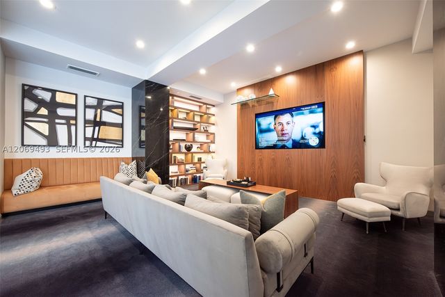 11 Island Ave 906, Miami Beach, FL 33139