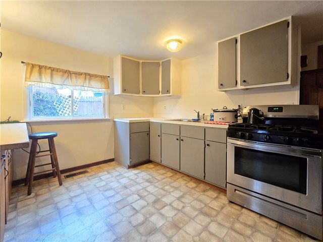 31 Lorraine Boulevard, Horseheads, NY 14845