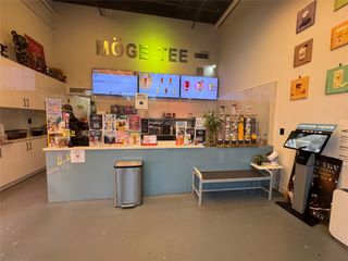 - 4th Street, Brooklyn, NY 11249