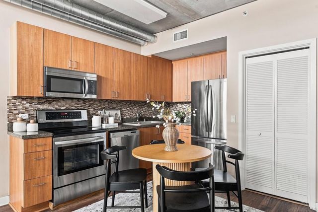 1080 Park Blvd 708, San Diego, CA 92101