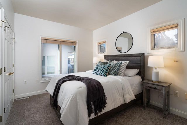 1749 N Hubbard STREET, Milwaukee, WI 53212