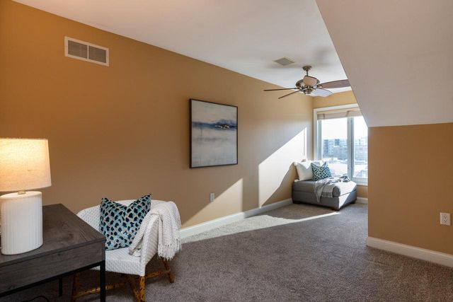 1749 N Hubbard STREET, Milwaukee, WI 53212