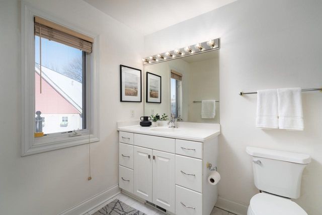 1749 N Hubbard STREET, Milwaukee, WI 53212