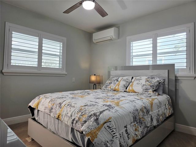 3435 OVERLOOK DRIVE NE, St Petersburg, FL 33703