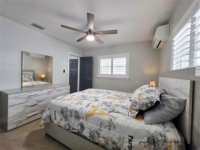 3435 OVERLOOK DRIVE NE, St Petersburg, FL 33703