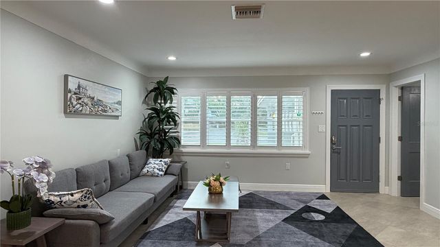 3435 OVERLOOK DRIVE NE, St Petersburg, FL 33703