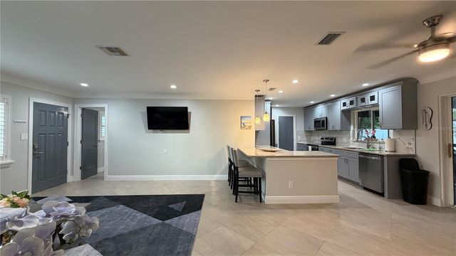 3435 OVERLOOK DRIVE NE, St Petersburg, FL 33703