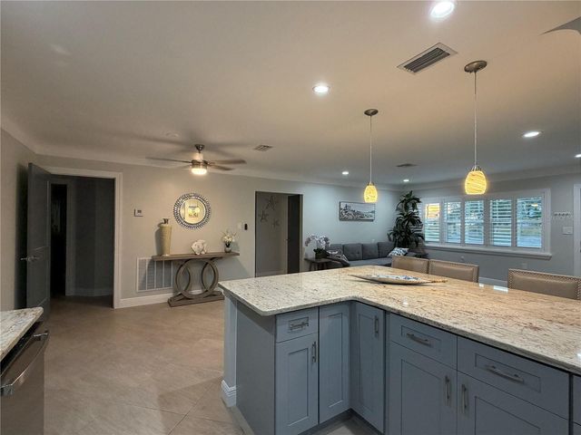 3435 OVERLOOK DRIVE NE, St Petersburg, FL 33703