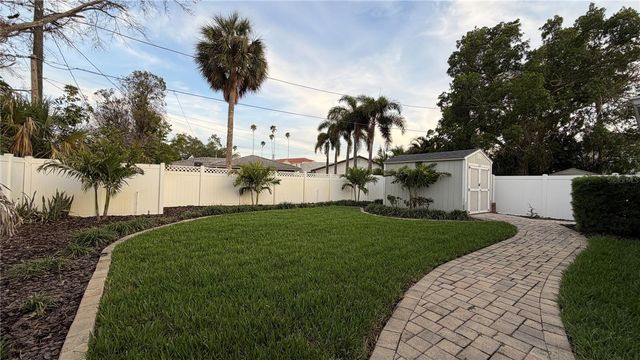 3435 OVERLOOK DRIVE NE, St Petersburg, FL 33703