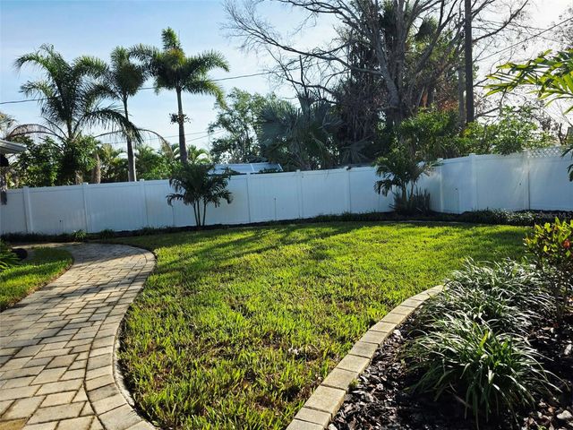 3435 OVERLOOK DRIVE NE, St Petersburg, FL 33703