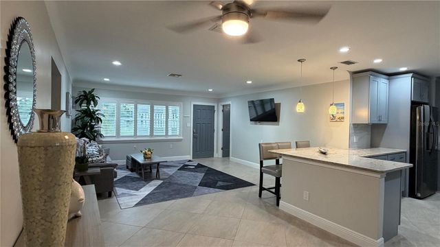 3435 OVERLOOK DRIVE NE, St Petersburg, FL 33703