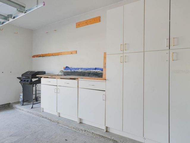 549 SUTTON PLACE t 19, Longboat Key, FL 34228