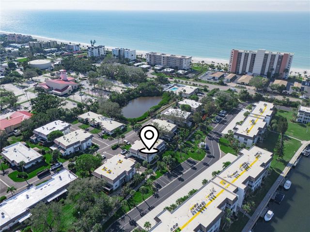 549 SUTTON PLACE t 19, Longboat Key, FL 34228