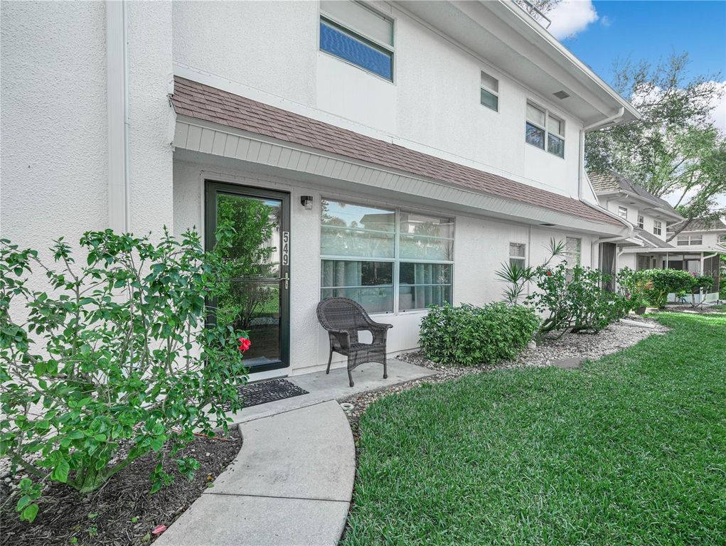 549 SUTTON PLACE t 19, Longboat Key, FL 34228