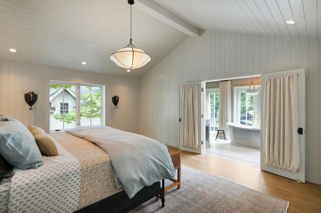 20465 Linwood Road, Excelsior, MN 55331