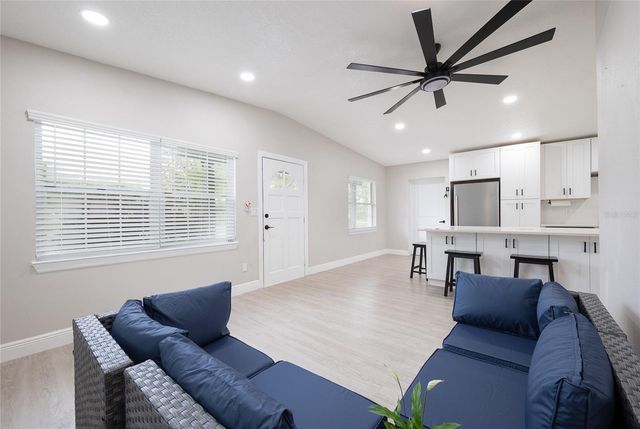 291 IVEY ROAD, Casselberry, FL 32707