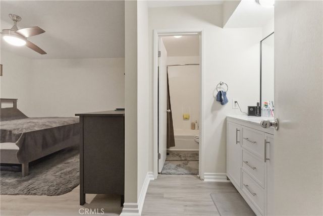 15425 Sherman Way 240, Van Nuys, CA 91406