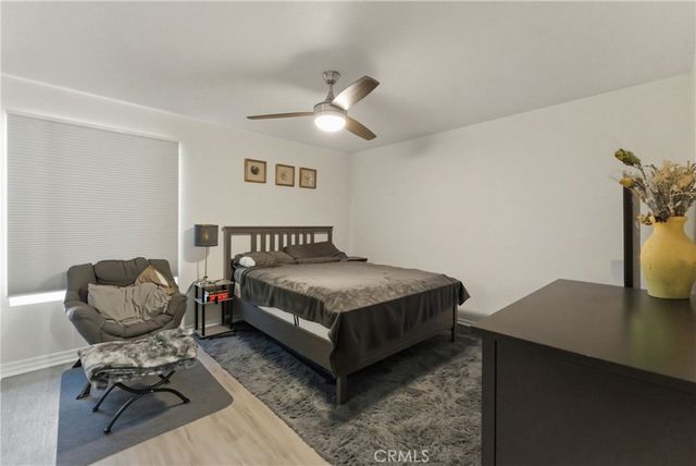 15425 Sherman Way 240, Van Nuys, CA 91406