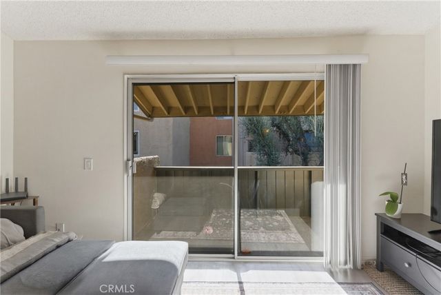 15425 Sherman Way 240, Van Nuys, CA 91406
