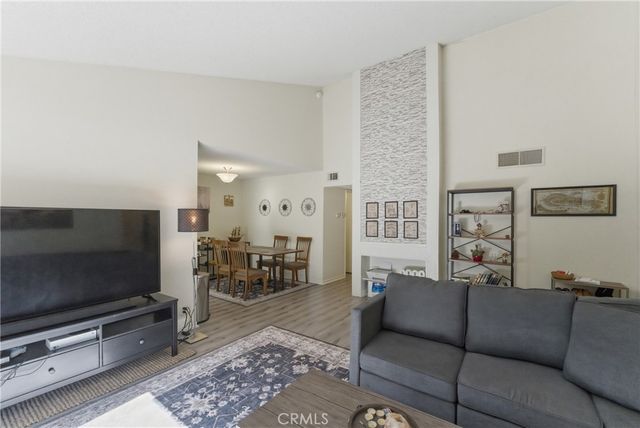 15425 Sherman Way 240, Van Nuys, CA 91406