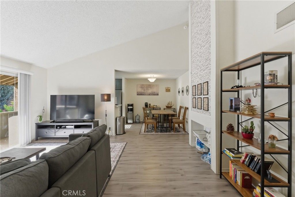 15425 Sherman Way 240, Van Nuys, CA 91406