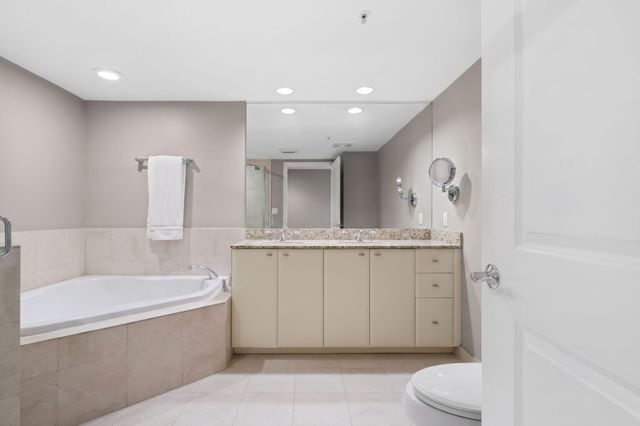 600 W LAS OLAS Boulevard 902S, Fort Lauderdale, FL 33312