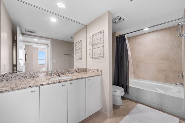 600 W LAS OLAS Boulevard 902S, Fort Lauderdale, FL 33312