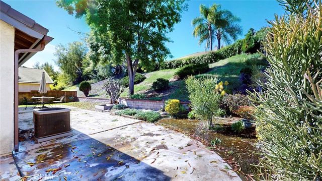 925 Heaton Moor Drive, Walnut, CA 91789