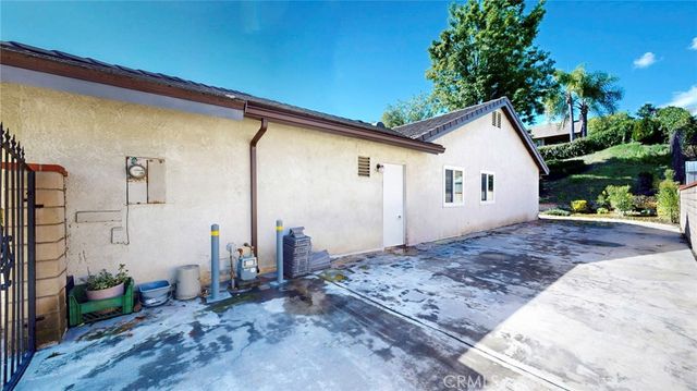 925 Heaton Moor Drive, Walnut, CA 91789