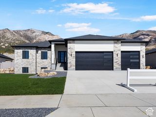 710 E MOUNTAIN ROAD, North Ogden, UT 84414
