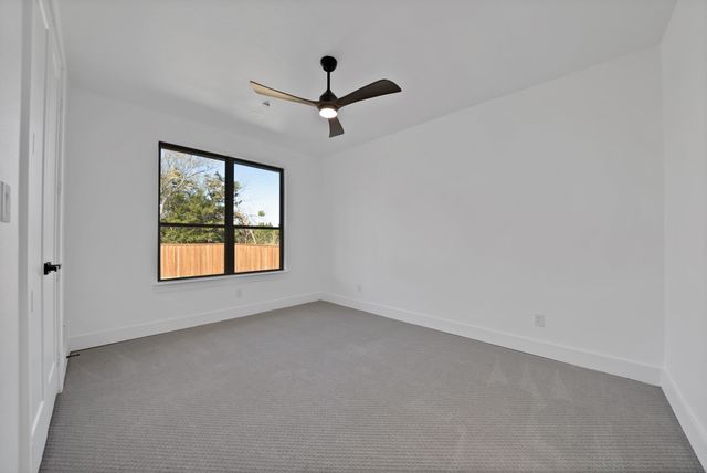 309 Whispering Way, Red Oak, TX 75154