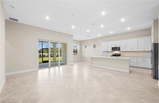 7133 Oak Flats CT, North Fort Myers, FL 33917