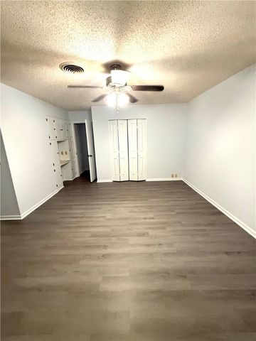 5 Townhouse Lane Z5, Corpus Christi, TX 78412