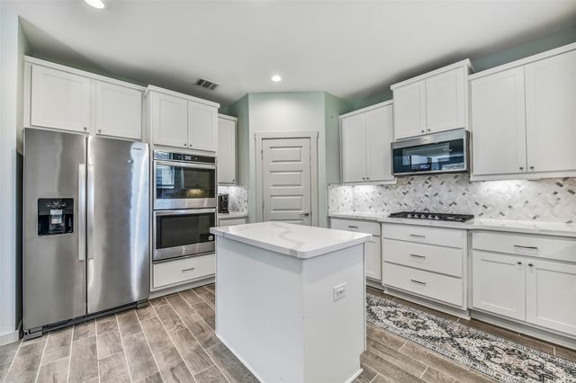 1508 Harvest Vine Court, Friendswood, TX 77546