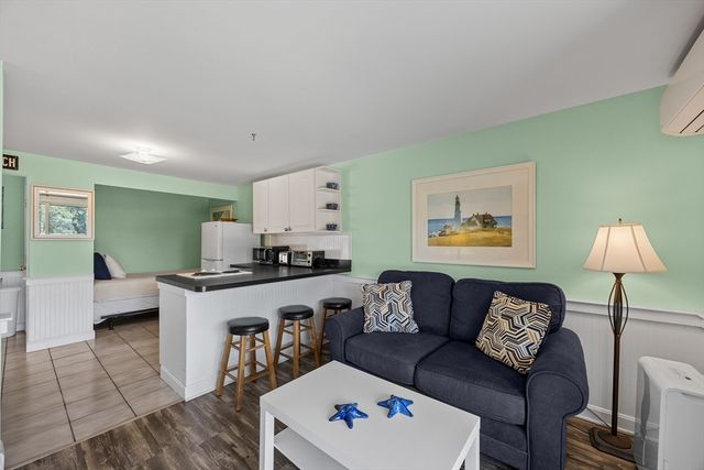 132 Shore Rd 13, Truro, MA 02652