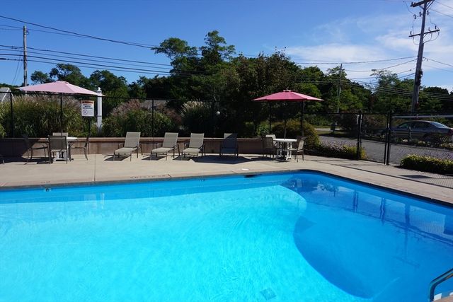132 Shore Rd 13, Truro, MA 02652