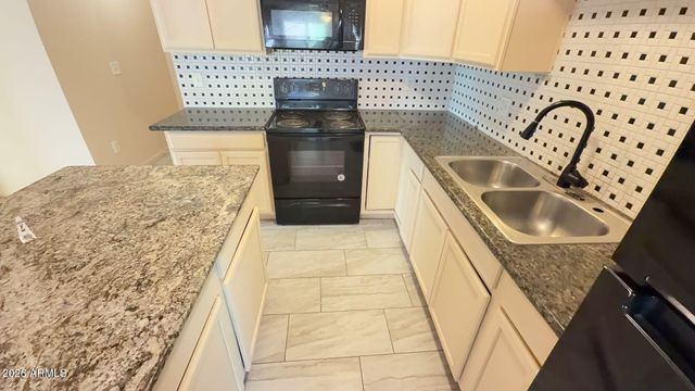 6714 N 54TH Avenue 3, Glendale, AZ 85301